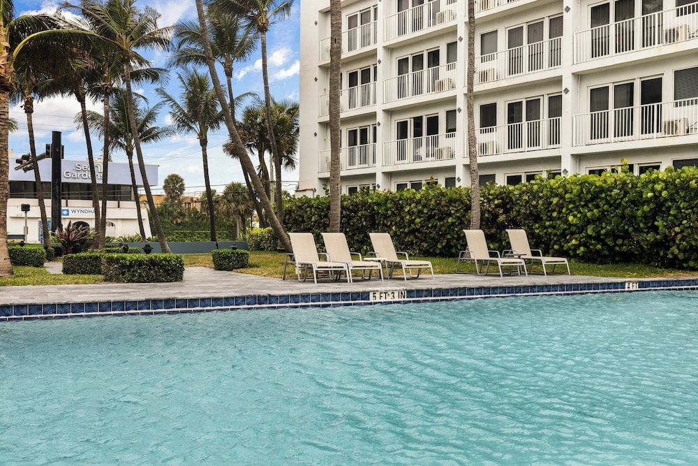 Club Wyndham Sea Gardens 1