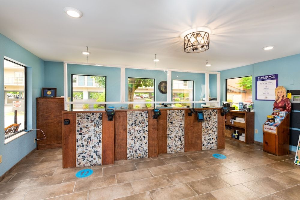 Creekstone Inn 2