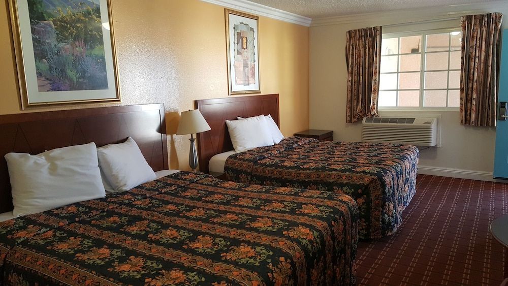 Royal Inn Motel Long Beach 1