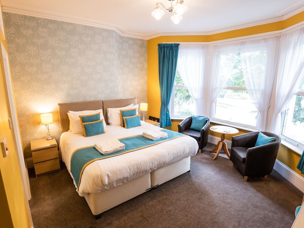 Grosvenor House Hotel 1