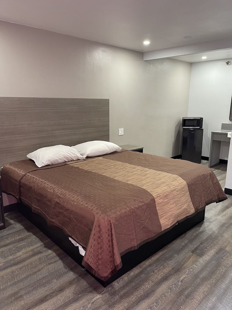 Welcome Inn & Suites Anaheim 1