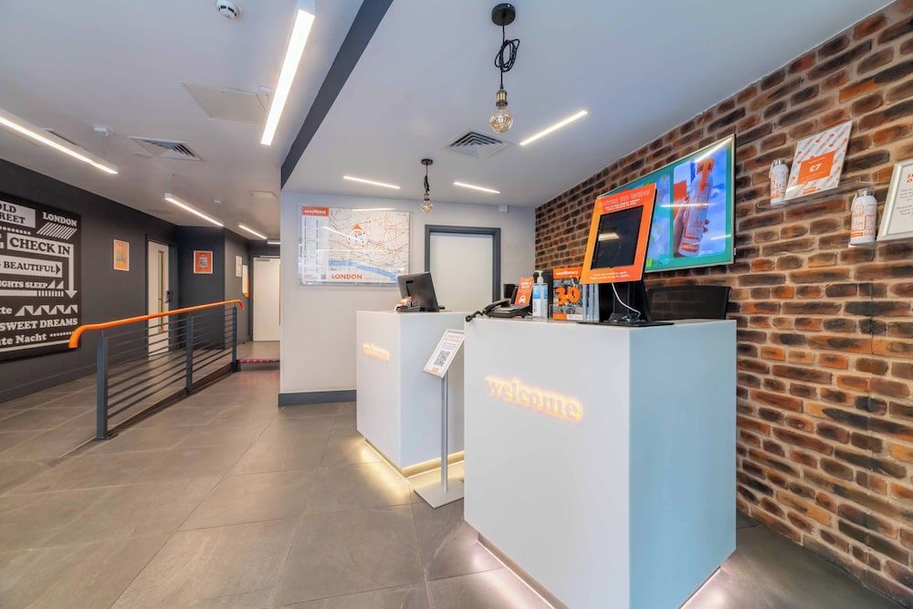 easyHotel London City Shoreditch 2