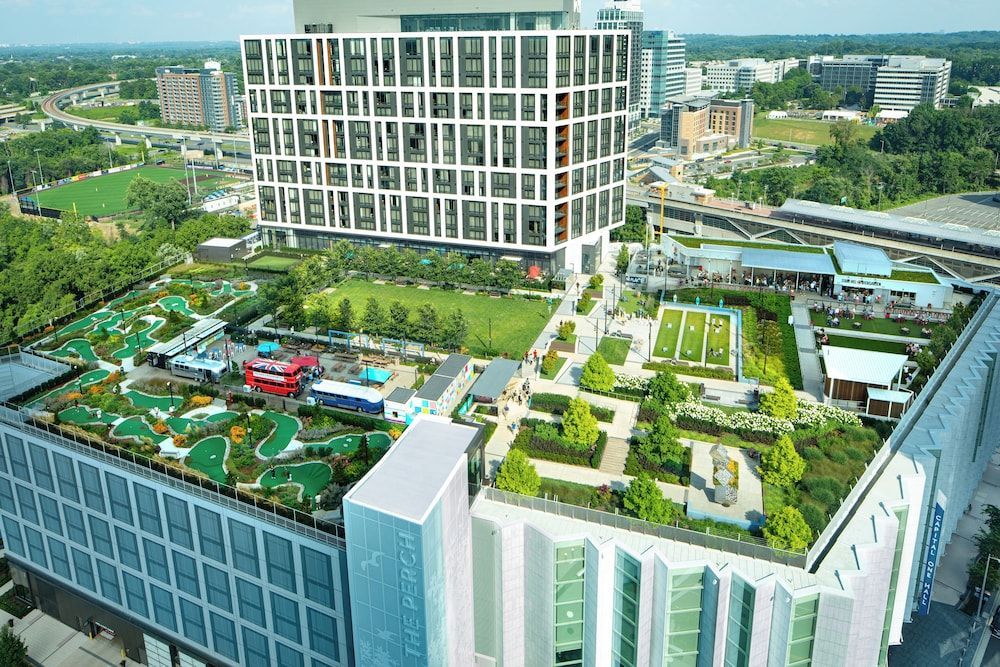 The Watermark Hotel 1
