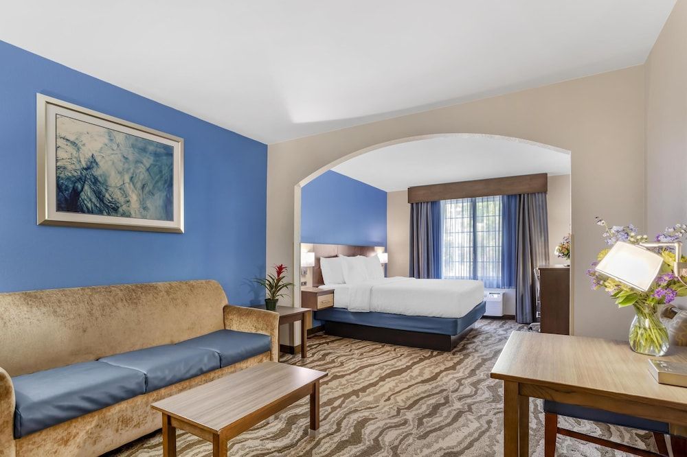 Best Western Plus River Escape Sylva / Dillsboro 1