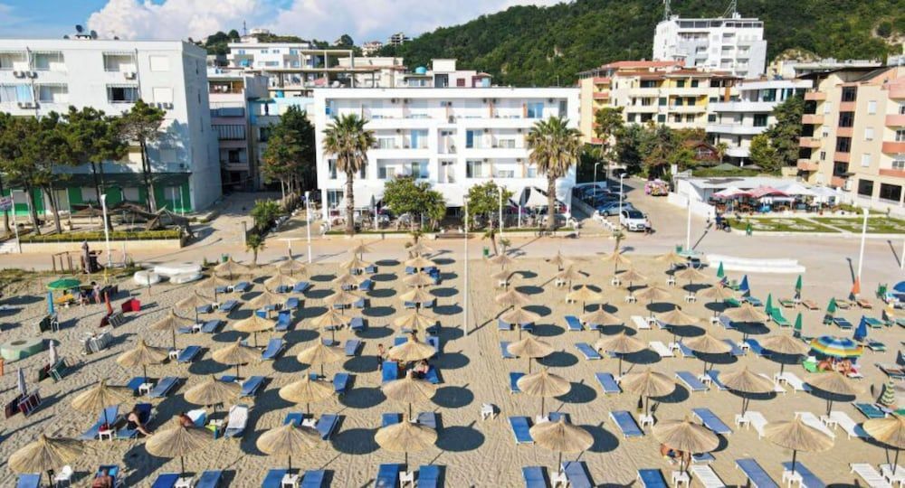Hotel Besani 1