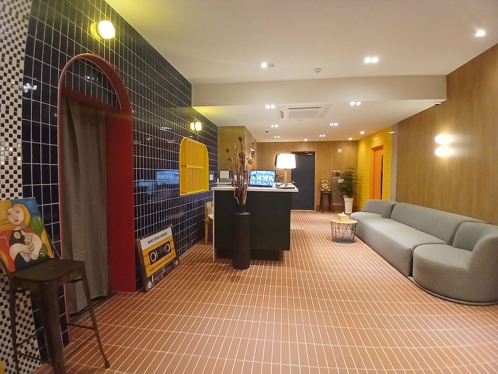 Hotel Flore 1