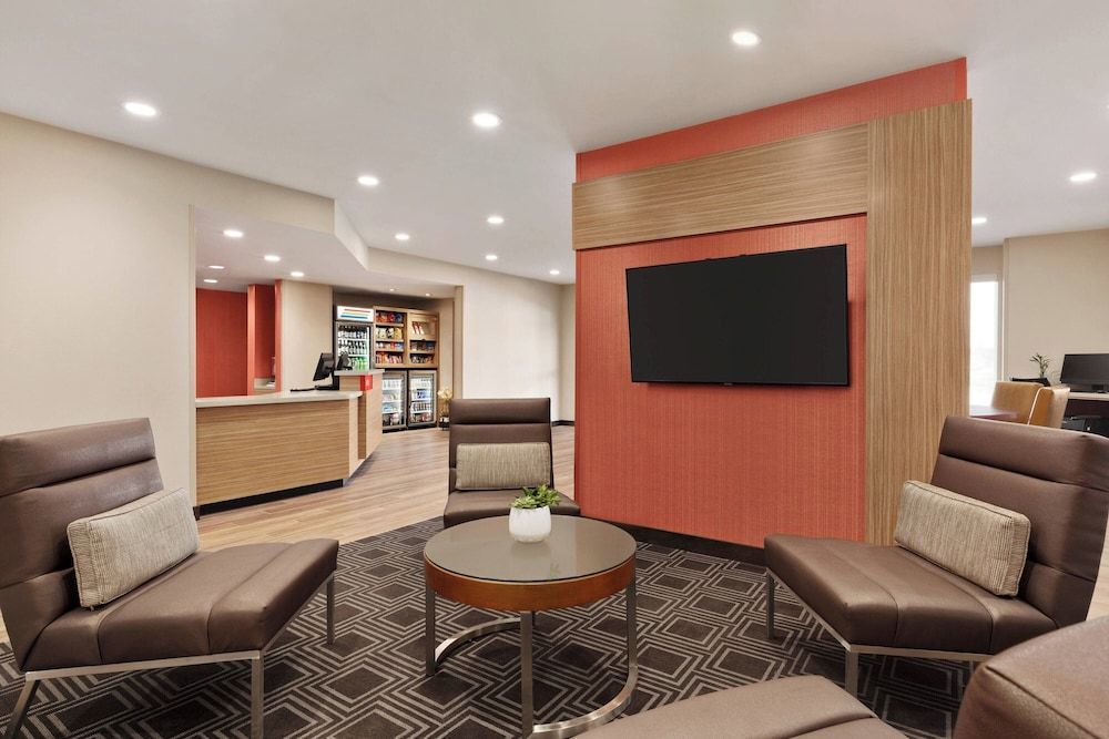 TownePlace Suites Cedar Rapids Marion 2
