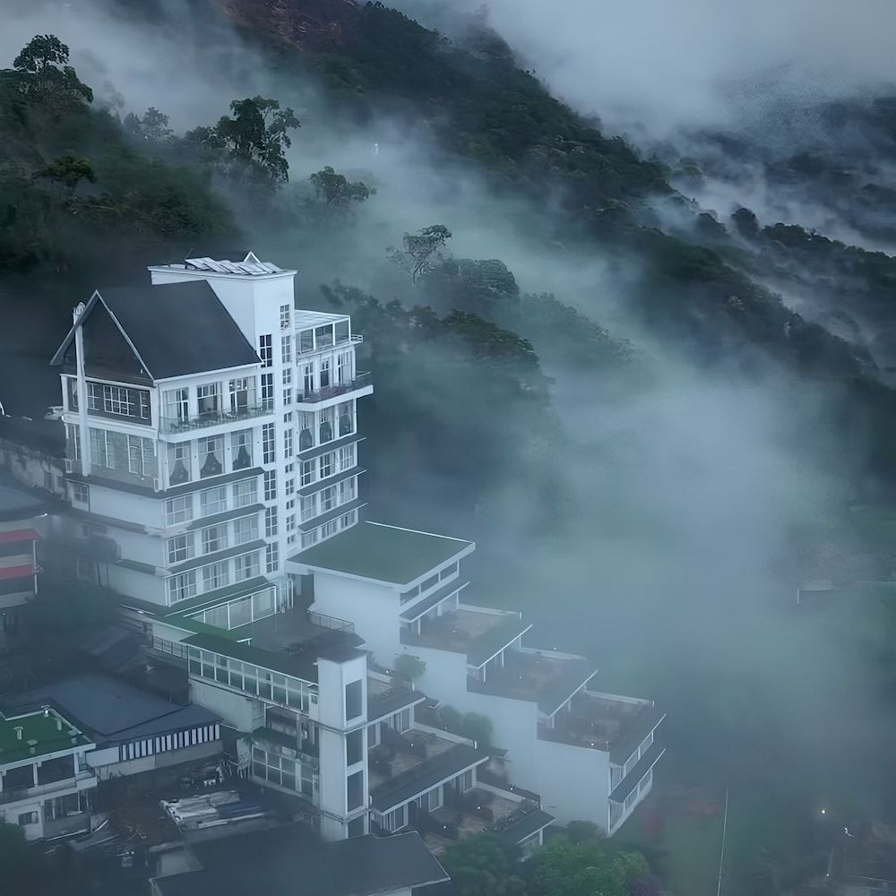 Fragrant Nature Munnar - A Five Star Classified Hotel 1