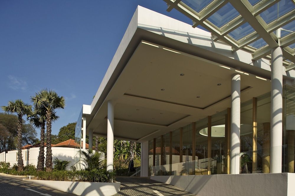 Amara Sanctuary Sentosa 2