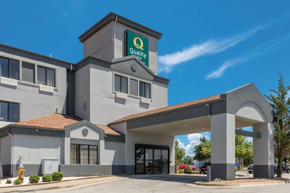 Quality Inn Lees Summit - Kansas City 1