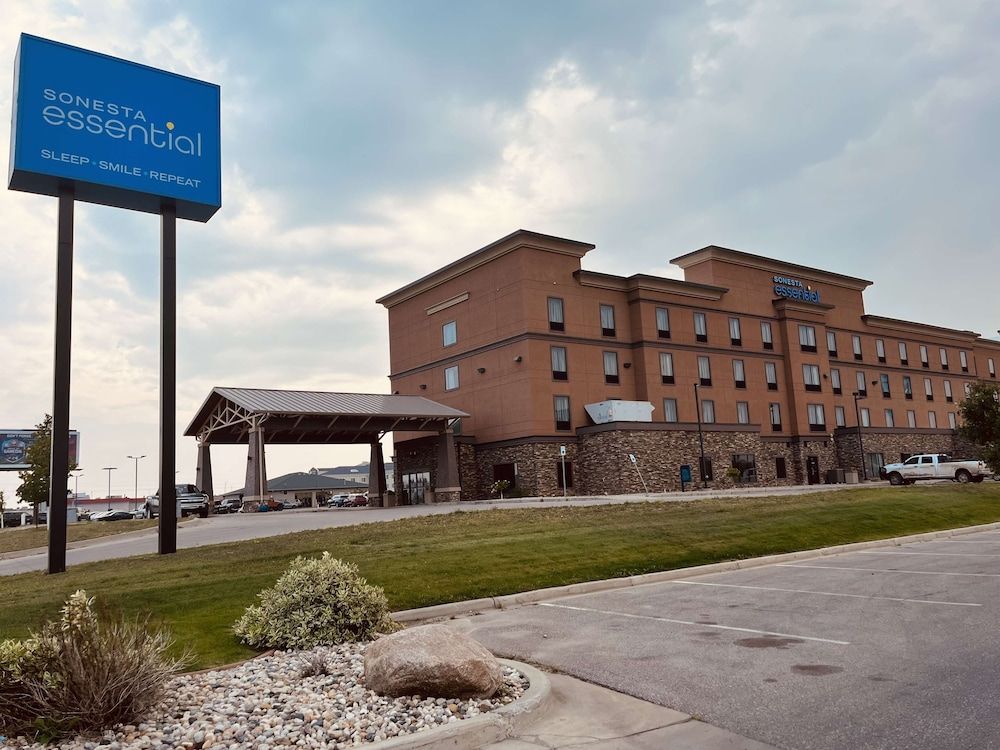 Legend Hotel Minot 1