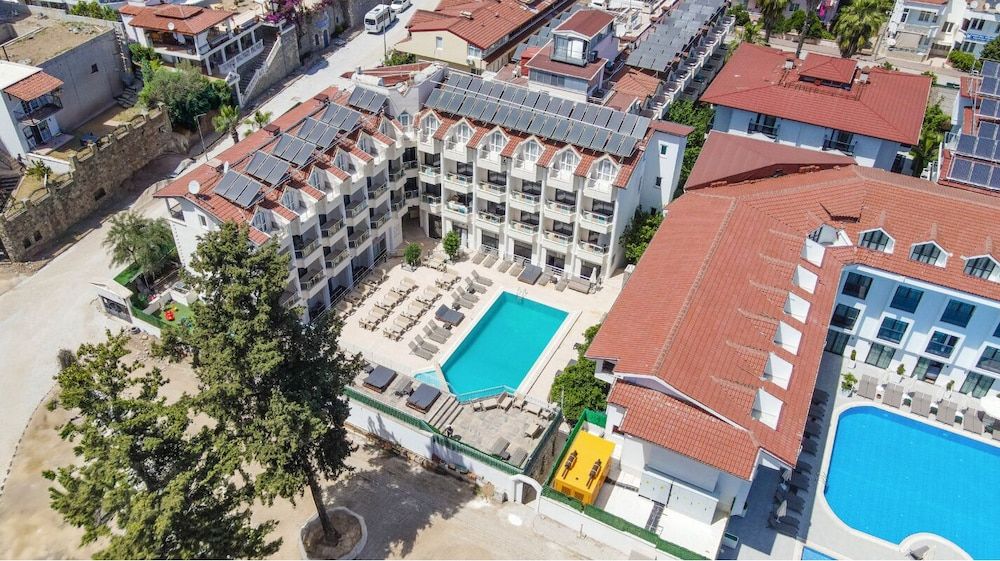 Mr Crane Hotel 1