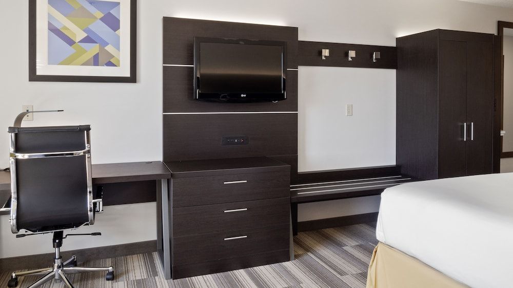 Holiday Inn Express & Suites NEWTON SPARTA by IHG 2