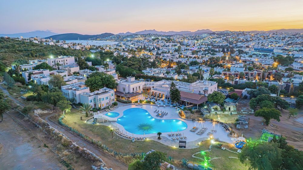 Alexander The Great Resort & Spa 1