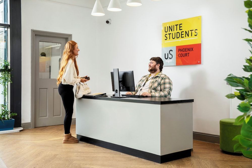 Student Only Phoenix Court 1