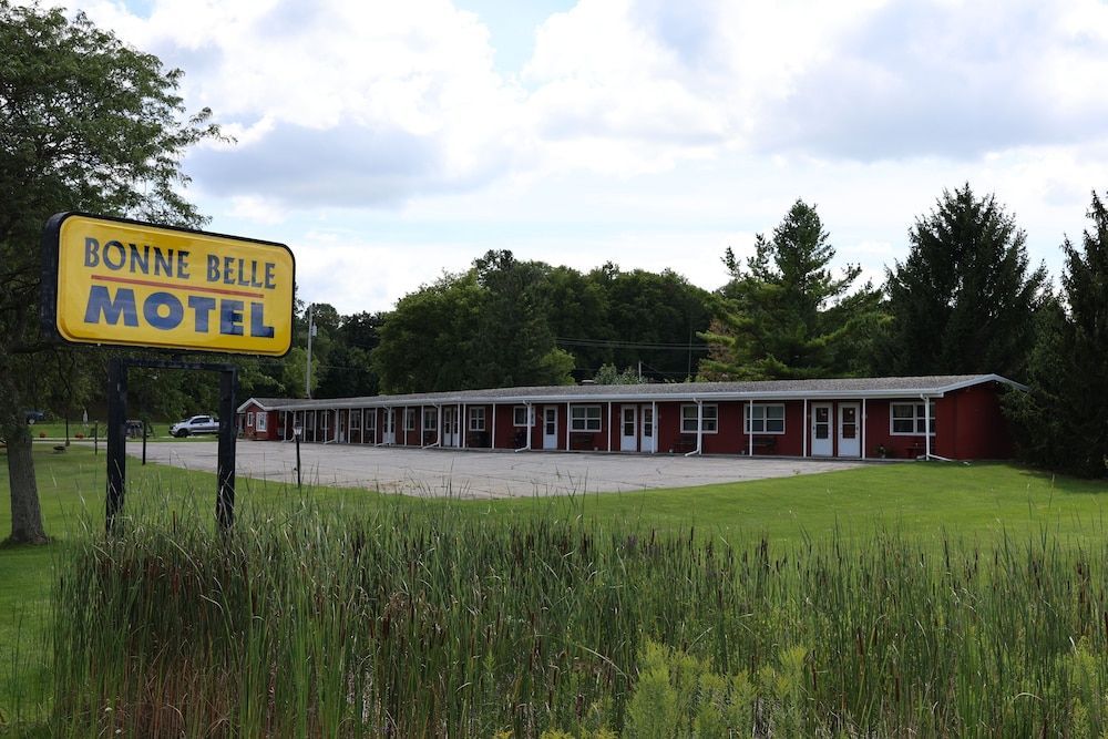 Bonne Belle Motel 1