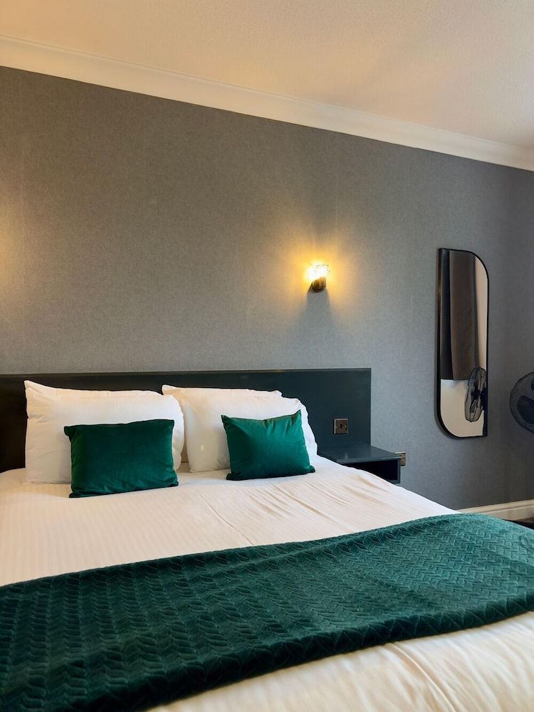 Hotel Wrexham 2