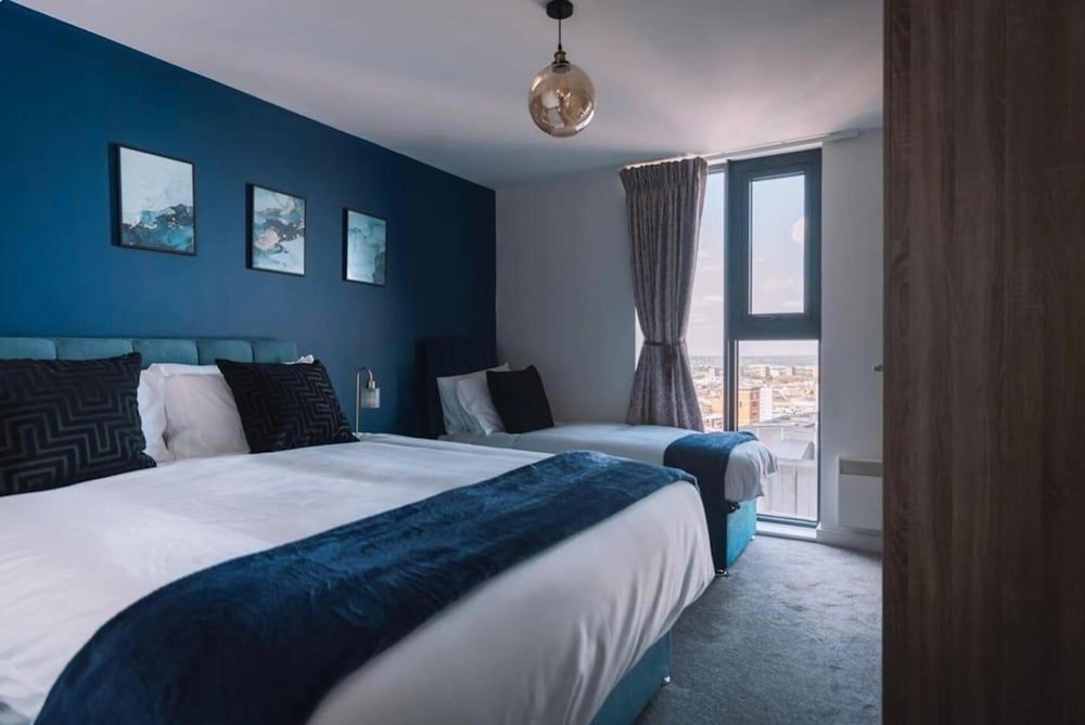 City Centre Appt-sleeps 5-free Parking & Free Wifi 1