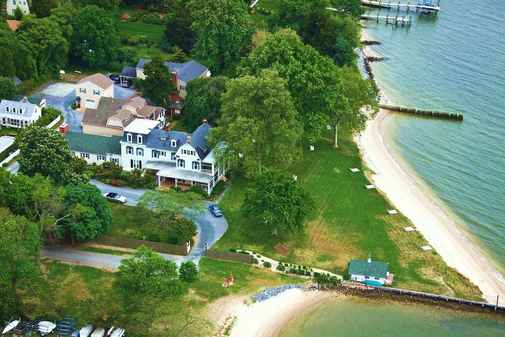 Sandaway Suites & Beach 1