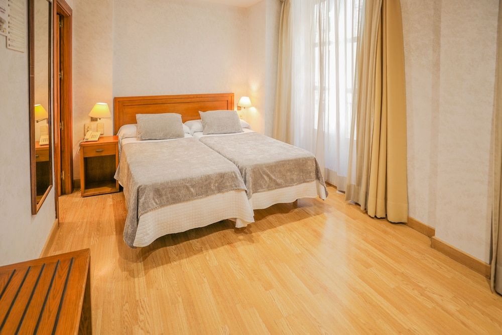 Hotel Granada Centro 1