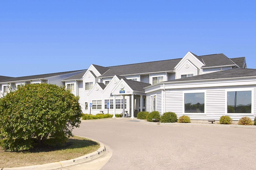 Days Inn by Wyndham Faribault 1