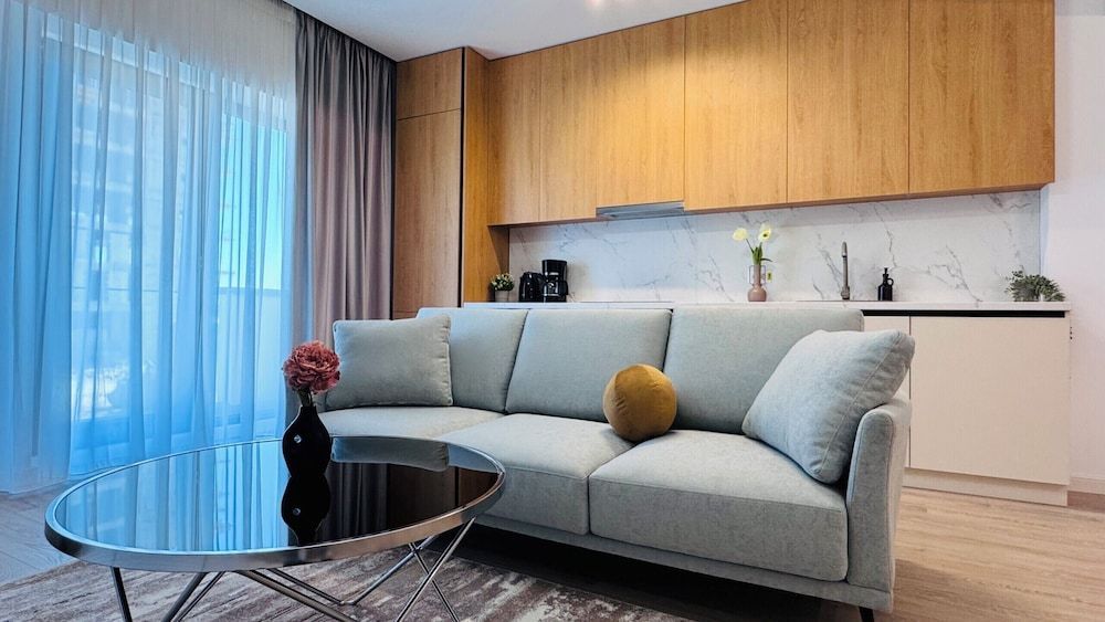 Crystal North Apartments Deluxe Comfort 1