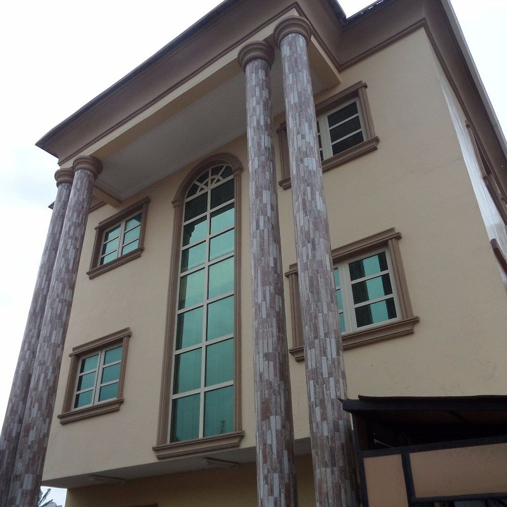 Sugarland Hotel & Suites 1