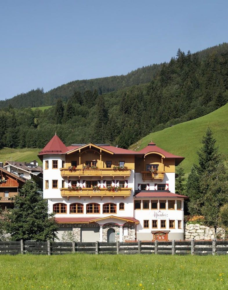 Alpenherz Hotel Garni 1