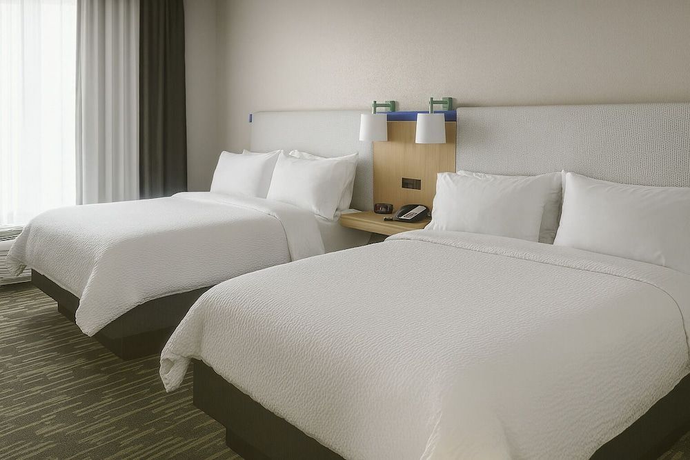 Garner Hotel Evansville East by IHG 1