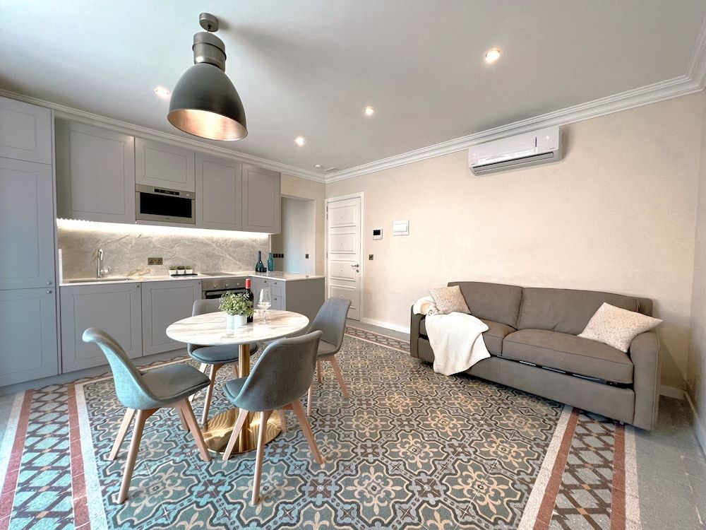 Work & Travel - Valletta Apartments 2