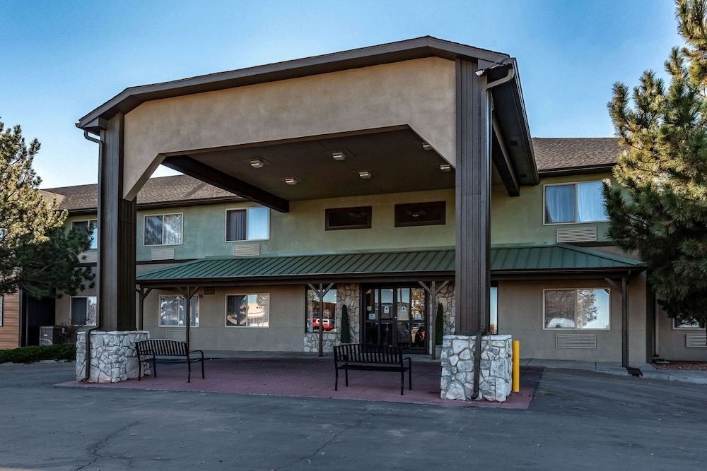 Quality Inn & Suites Pueblo West 1