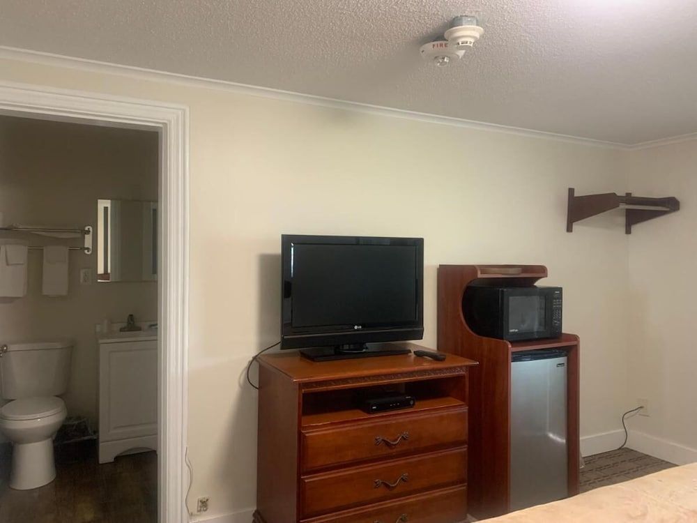 River Valley Inn 2