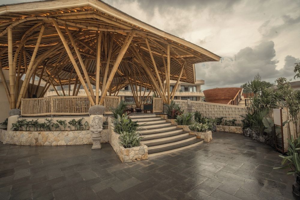 La Mewali Resort Canggu by Ini Vie Hospitality 2