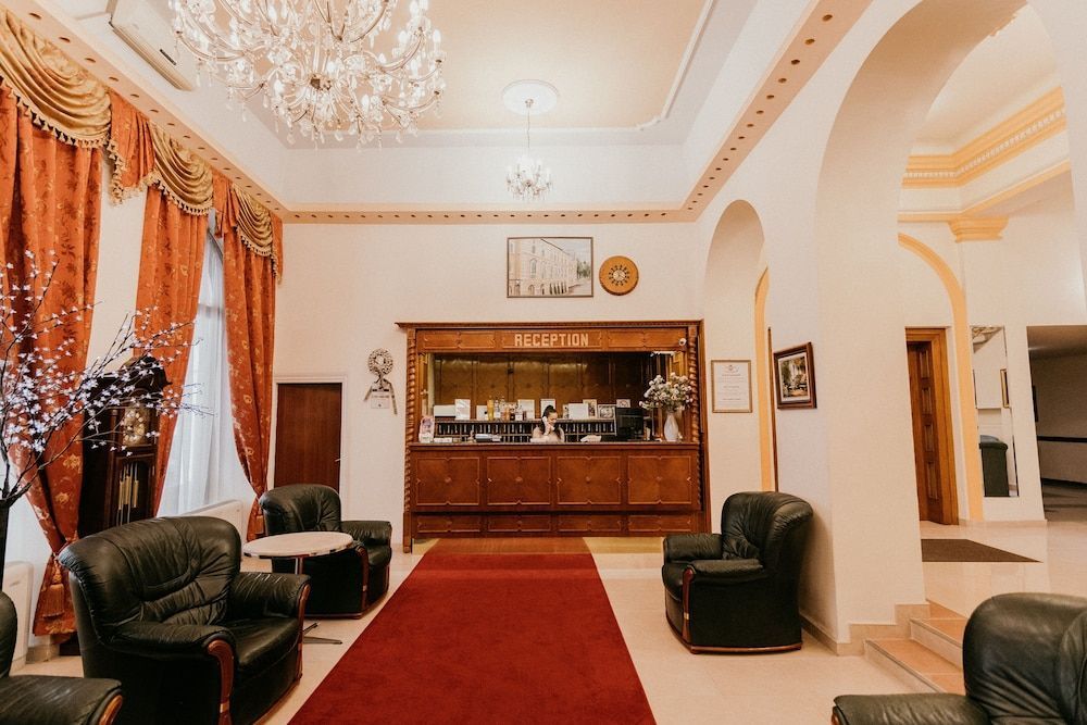 Tisza Hotel 2