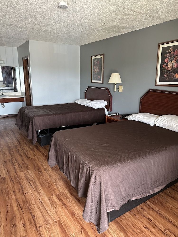 Budget Inn-Gadsden 2