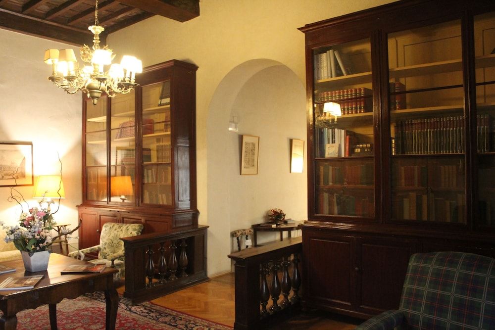 Loggiato Dei Serviti 2