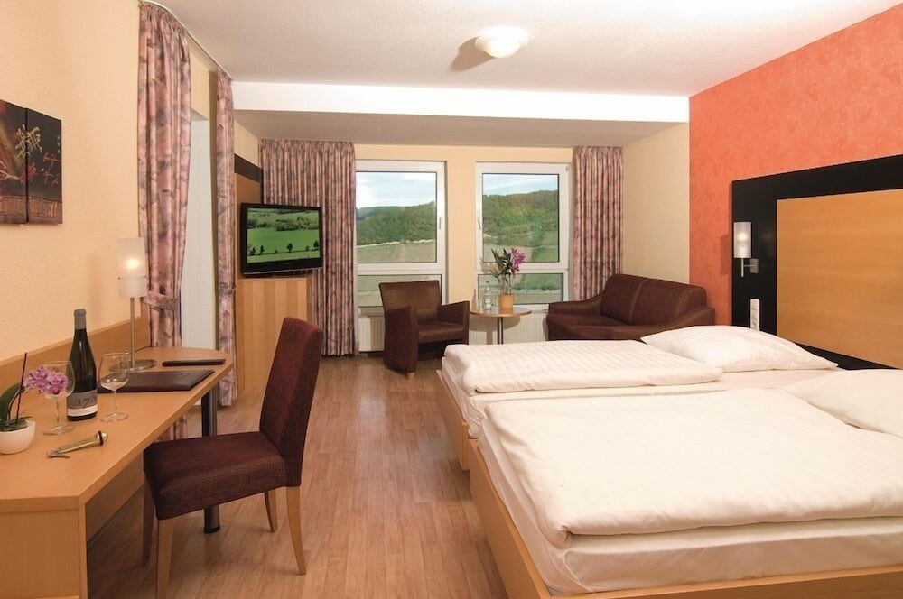 Burg-Hotel 2