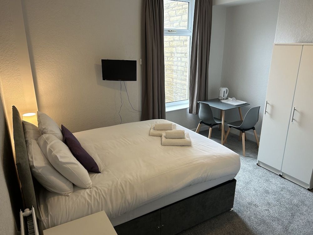 The Clifton Seafront Hotel 2