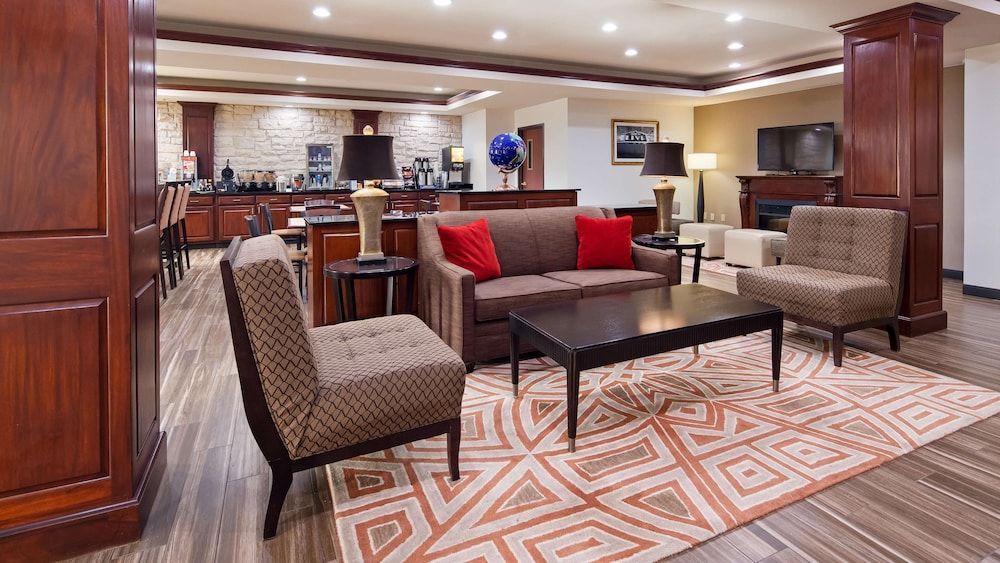 Best Western Granbury Inn & Suites 2