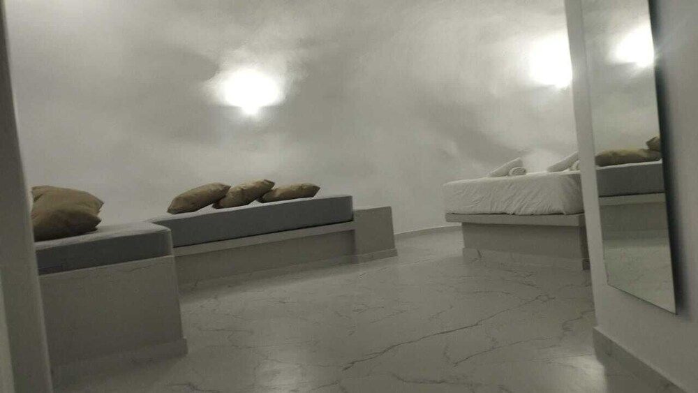 Cave Crafted Suites 1