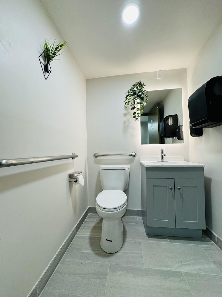 Wingate by Wyndham Williamsburg 2