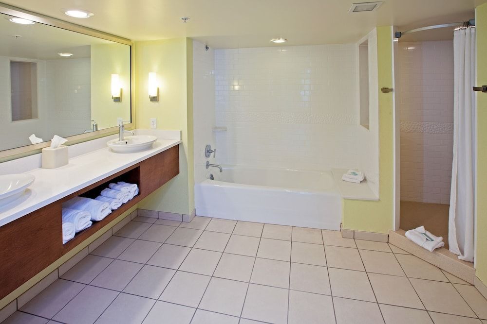 Holiday Inn Express INDIANAPOLIS - FISHERS by IHG 2