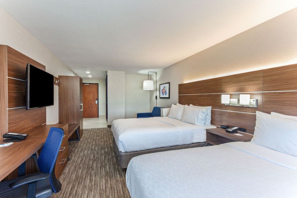 Holiday Inn Express & Suites ELK GROVE WEST I-5 by IHG 2