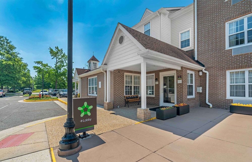 Extended Stay America Suites - Norfolk - Virginia Beach 1