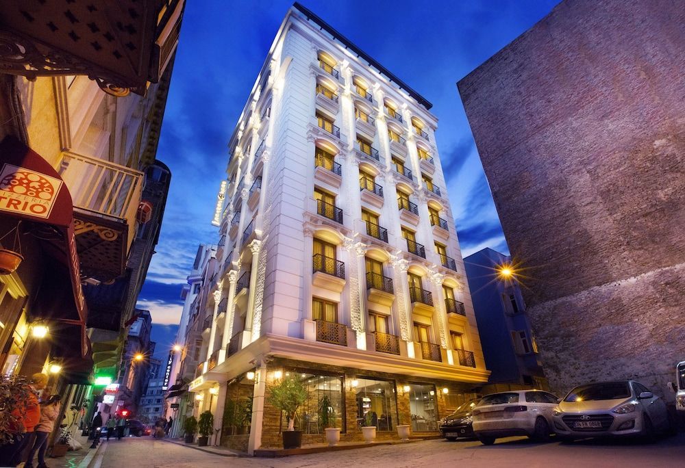 Pera Center Hotel 1