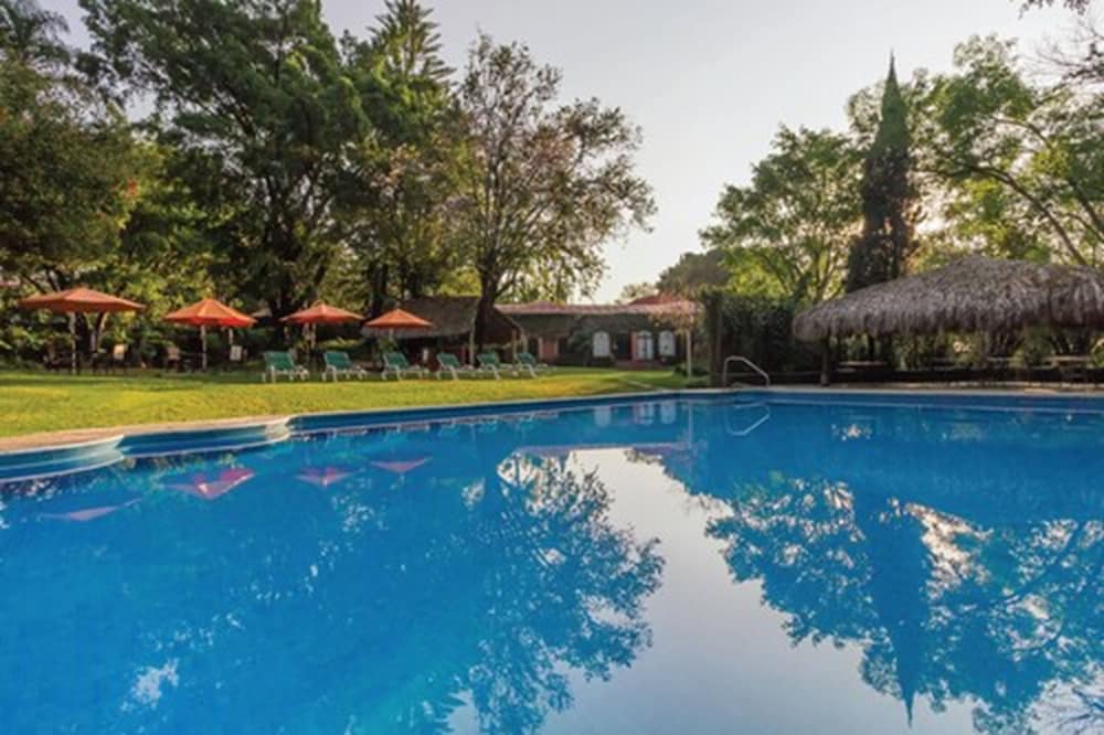 Hotel Racquet Cuernavaca 1