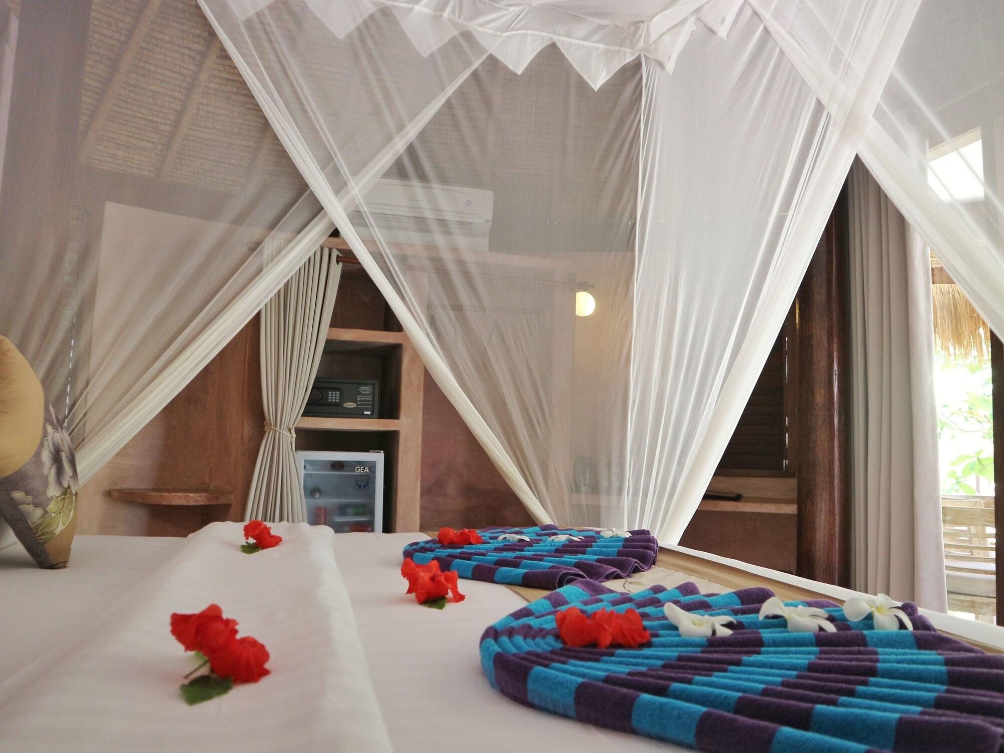 Le Nusa Beach Club 2
