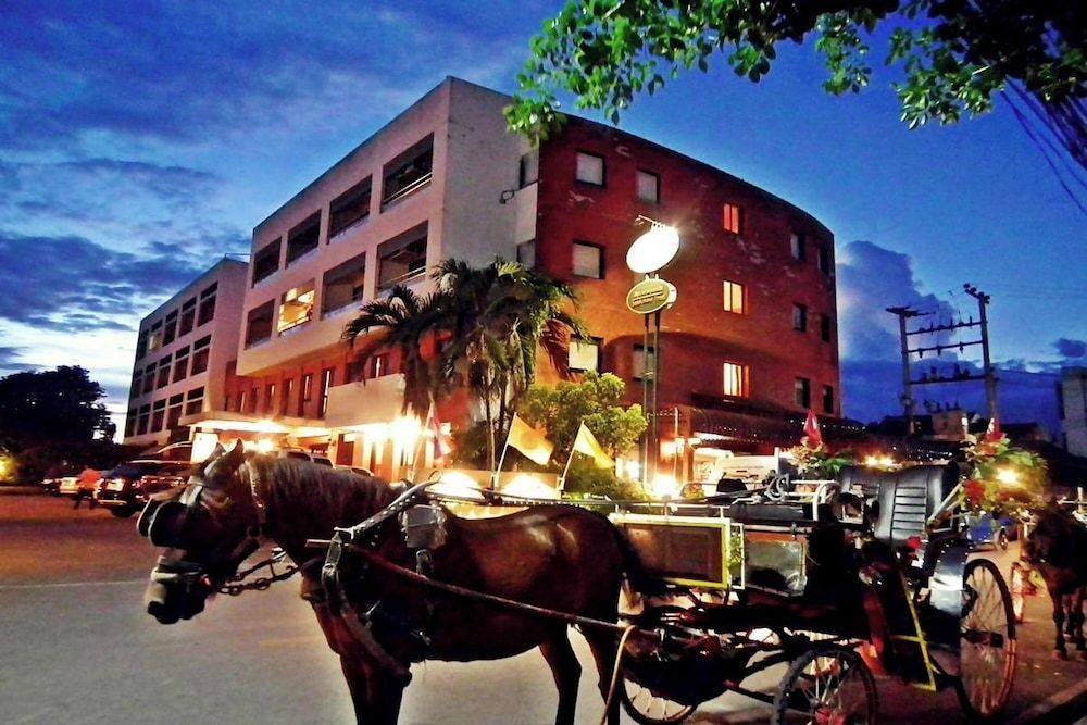 Pin Hotel 1