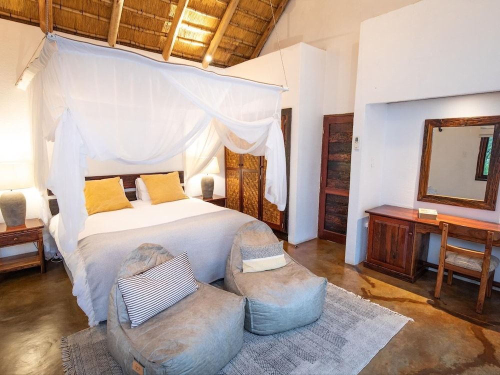 Kingly Bush Villa 2
