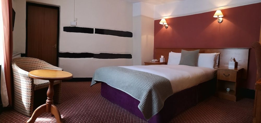 The Tudor Hotel 2